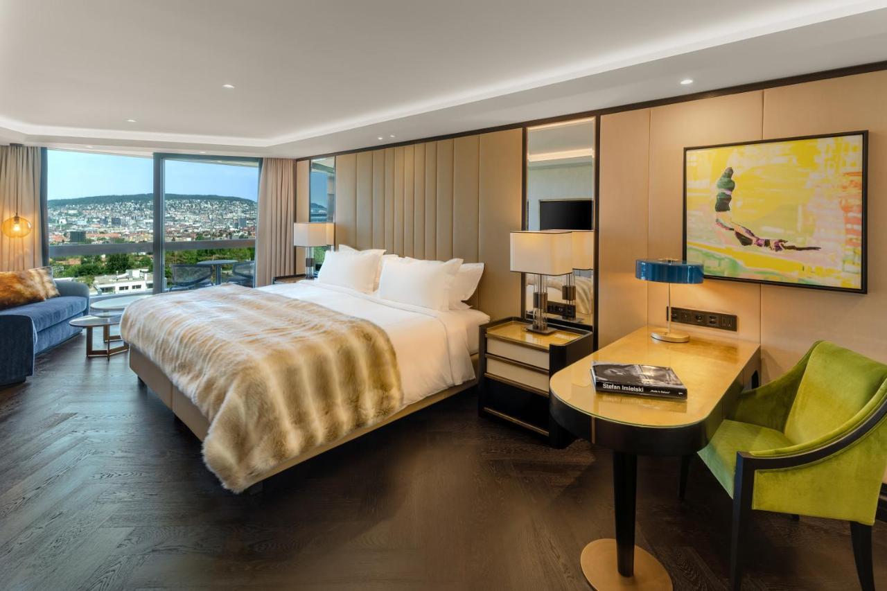 Five Lifestyle 5*